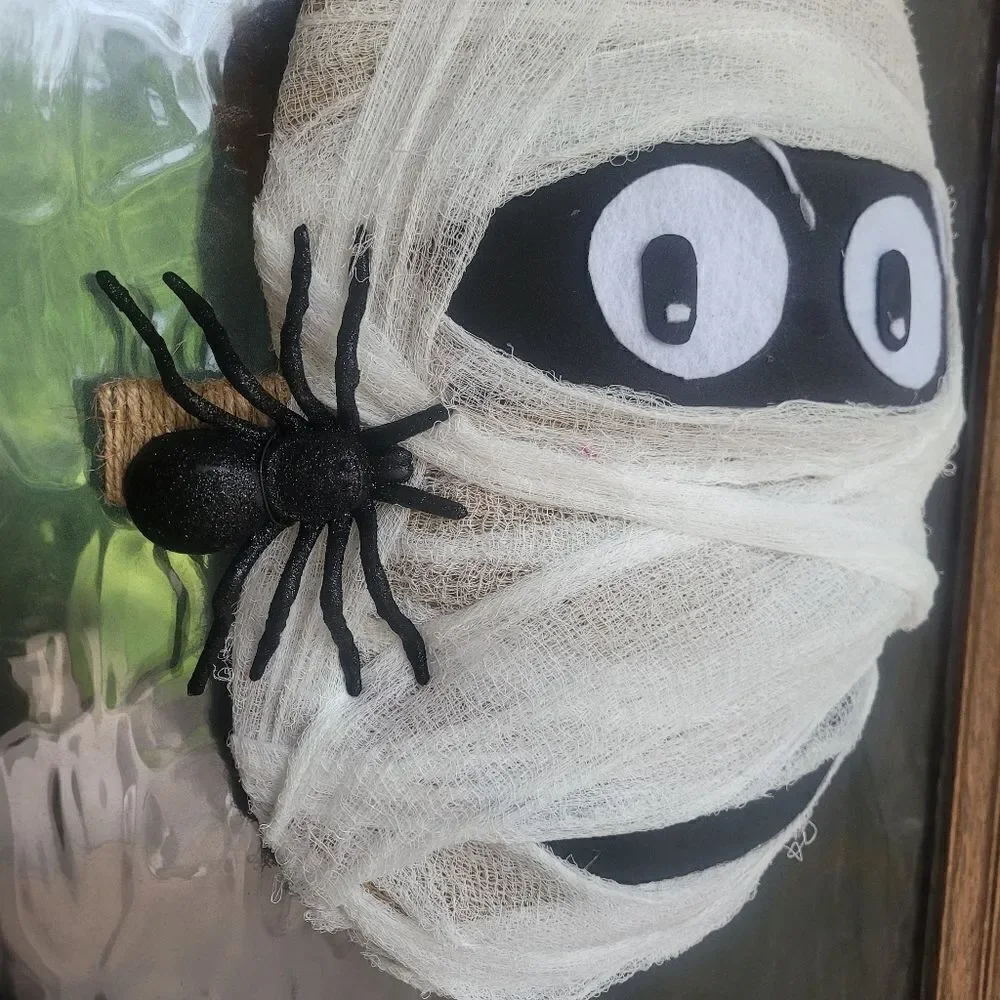 Mummy with spider halloween wreath